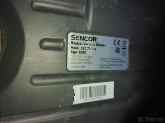 Bezsáčkový vysavač Sencor 800 Wattů - 6