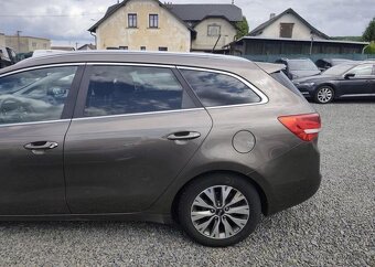 Kia Cee´d 1.6 nafta manuál 100 kw - 6