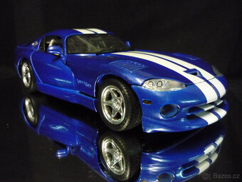Dodge Viper GTS Coupe Maisto 1/18 - 6