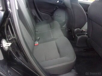 Peugeot 208 1,2i 82 - 6