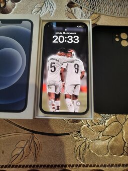 iPhone 12 - 6
