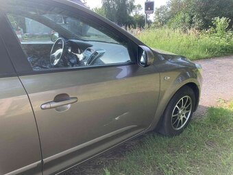 KIA Ceed 1.4 benzín - 6