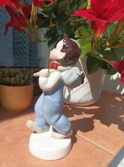 Porcelánová soška - 6