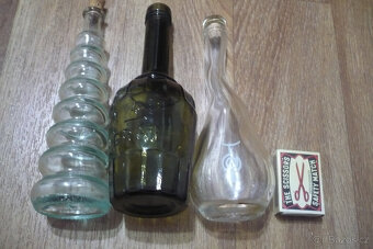 staré skleněné věcičky - 6