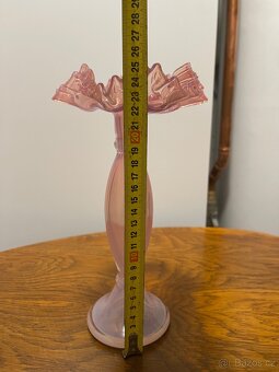 Skleněná váza růžová - 6