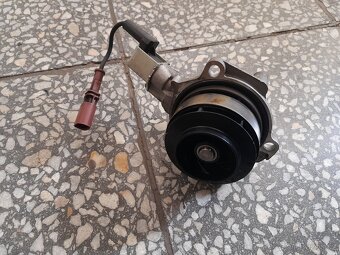 Vodni pumpa octavia 3 - 6