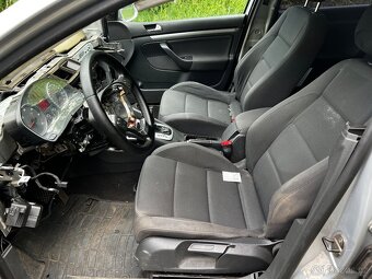 Volkswagen Golf 5 1.9TDI 77Kw - 6