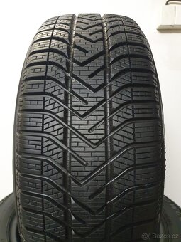 4x -- 205/55 R16 Zimní sada pneu Pirelli / Continental -- - 6