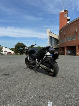 HONDA HORNET CB600F - 6