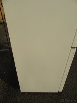Nabízím lednici Gorenje. Boxy kompletní. Digitální displej. - 6
