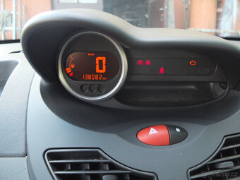 Renault Twingo 1,2 16 V - 6