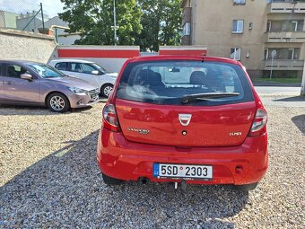 Dacia Sandero 1.4i 55KW Klimatizace, Tažné zařízení - 6