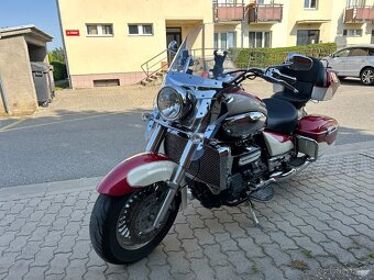 Triumph Rocket III, Touring 2.3i - 6
