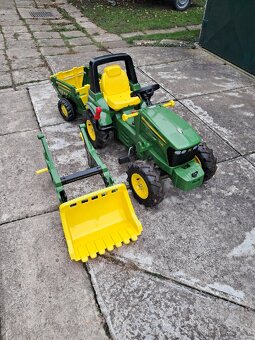 ==REZERVACE==Šlapací traktor John Deere. Jako nový - 6