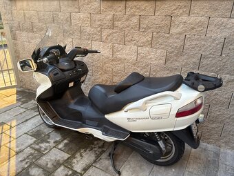 Suzuki Burgman 650 executive 2010 CZ doklady - 6