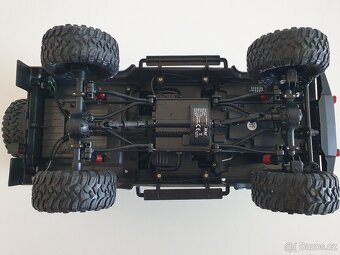 RC model Land Rover 4WD 1:16 plne osvetlený - 6