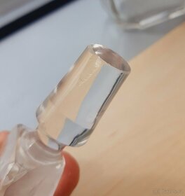 Starožitná skleněná karafa - 6