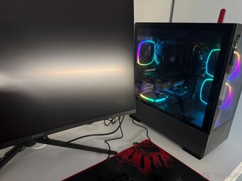 Ryzen 5 7600 / RTX 4060 - 6