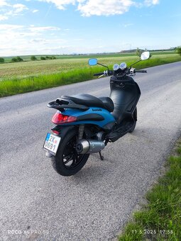Piaggio Beverly 200 - 6