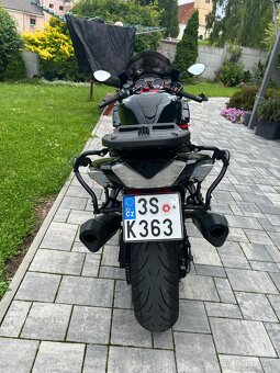 Kawasaki ZZR 1400 - 6
