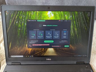 Dell Latitude 5580 s Windows 10 Pro, LCD s defektem - 6