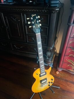 Gibson studio  nova - 6
