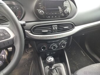 Fiat Tipo 1.4 i 2019 107tkm Serviska Top Stav - 6