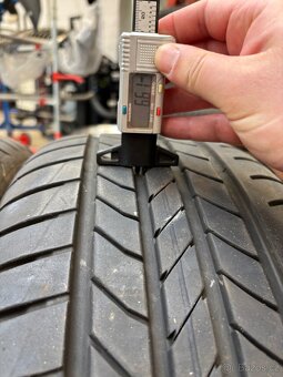 GoodYear EfficientGrip 245/45 R19 RFT - 6