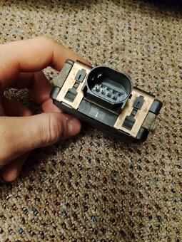 Prodám Bosch Radar Sensor 5Q0 907 561 K - 6