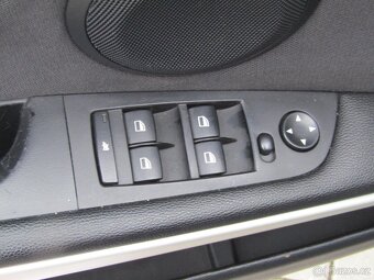 BMW Řada 3 325D ,  145 kW nafta, 2007 - 6