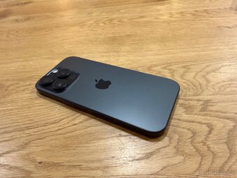 iPhone 16 Pro 256GB černý - 6