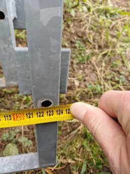 Zábradlí před fr okno - 6