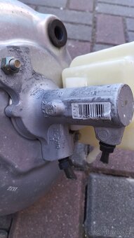 Brzdový posilovač a brzdový válec BMW E61 - 6