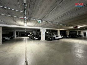 Pronájem prostor pro Autosalon, skladování od 500 - 2000 m2 - 6