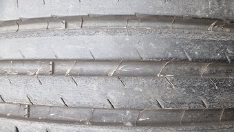 Letní pneu 245/35/20 Michelin - 6