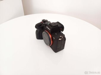 Bezzrcadlovku SONY Alpha A7 IV tělo - 6