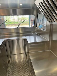 POJÍZDNÁ PRODEJNA, POJÍZDNÉ OBČERSTVENÍ, FOOD TRUCK,4.6M - 6