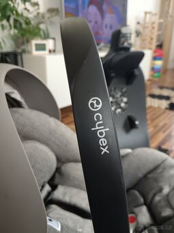 Cybex cloud Z i-fix PLUS + základna Base ONE - 6