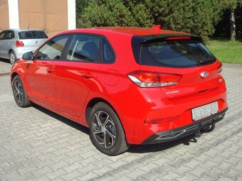 Hyundai i30 1.5i 80kw 2023 1500km nové v ČR - 6