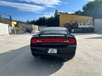 Dodge Charger 5.7 Hemi - 6