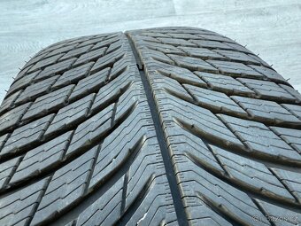 R20 ORIG.ALU KOLA VOLVO EX30 245/40/20 REF 2024 - 6