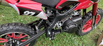Nová benzínová dětská minikroska červená 49ccm 10"kola - 6