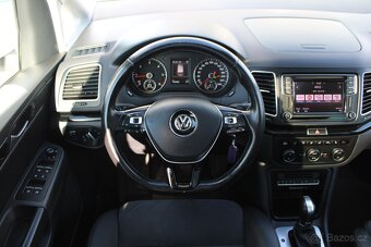 Volkswagen Sharan 2,0 TDI HIGHLINE,DSG,TAŽNÉ,2017 - 6