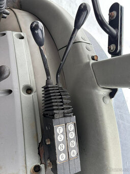 TRAKTOR ZETOR PROXIMA 8441 4X4-ROK 07 - 6