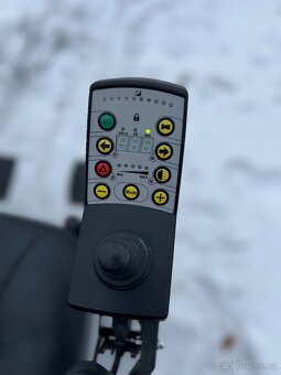 invalidní elektrický vozík Meyra Optimus 2 - 6