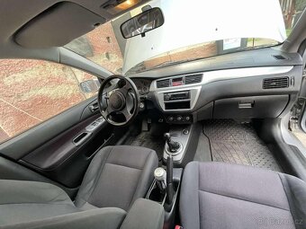Mitsubishi Lancer VII SPORT - 6