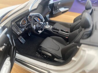 Audi R8 Spyder V10 Kyosho 1:18 - 6