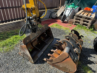 REZERVACE Bagr CAT 303.5E CR, 1450mth, 3x lopata - 6