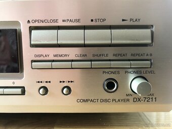 CD přehrávač Onkyo DX-7211 - 6