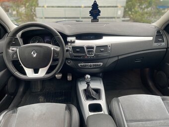 Renault Laguna III 2.0Dci 131 kw - 6
